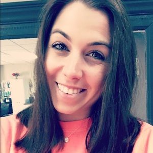 Meet your Posher, Jenny